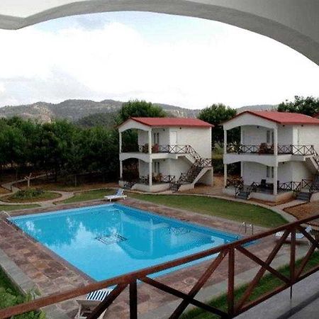 Tiger Den Resort Khilchipur Exterior photo