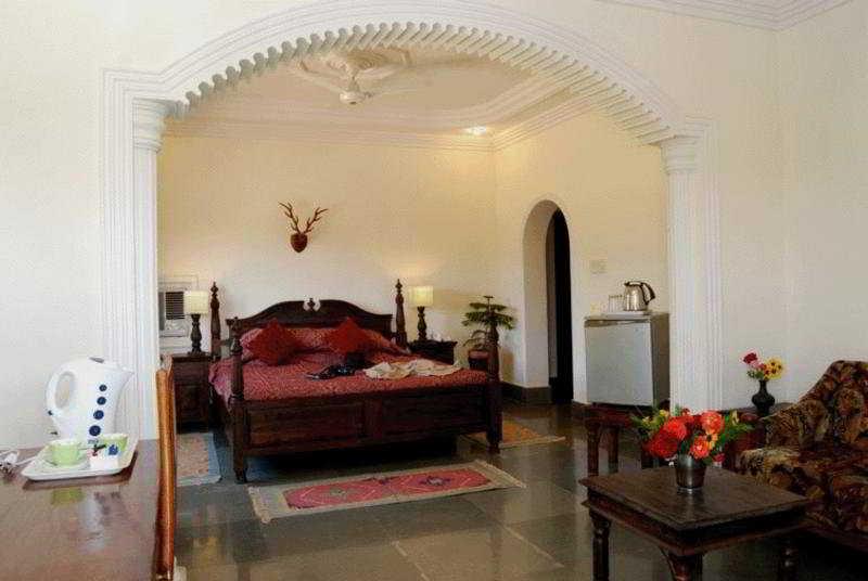 Tiger Den Resort Khilchipur Exterior photo